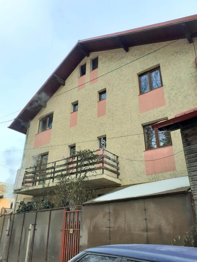 Casa Ryana Sinaia Hotel Ngoại thất bức ảnh