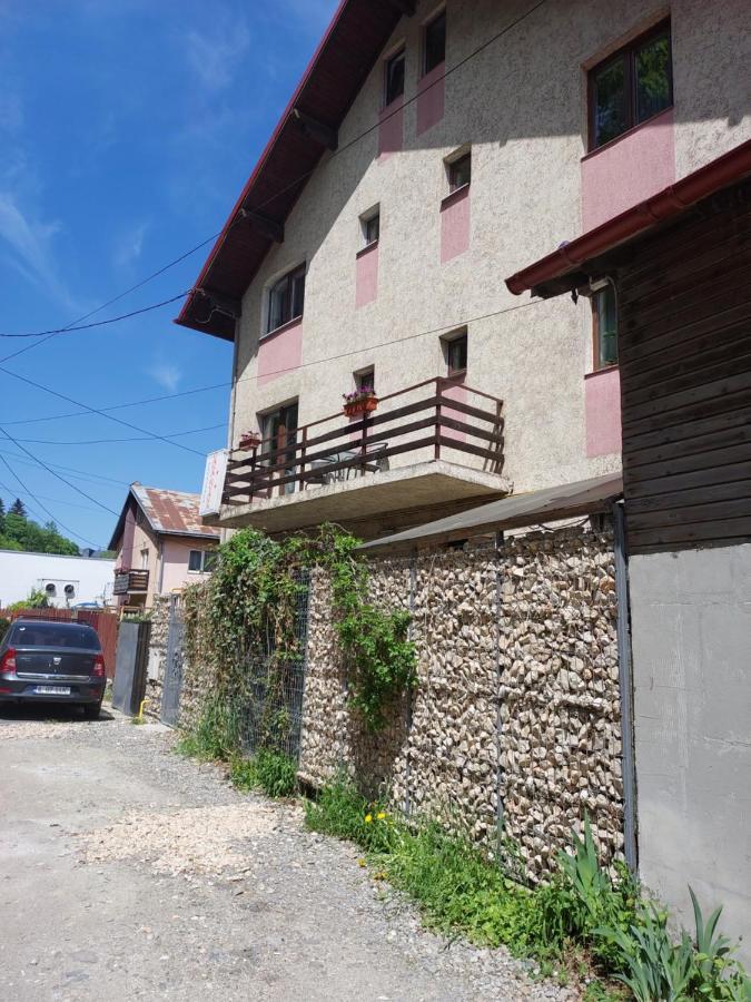 Casa Ryana Sinaia Hotel Ngoại thất bức ảnh