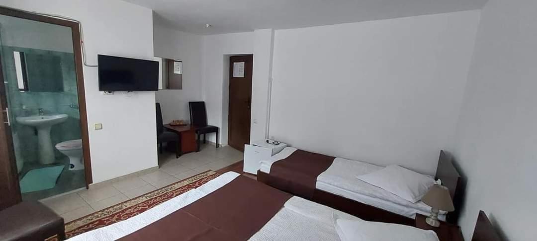 Casa Ryana Sinaia Hotel Ngoại thất bức ảnh